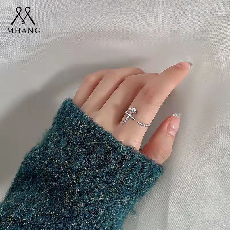 Cincin Model Terbuka Desain Bunga Mawar Warna Silver Gaya Korea Antik Untuk Hadiah Valentine