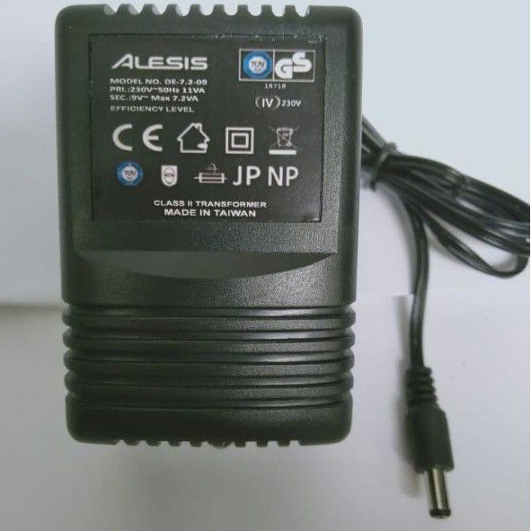 ADAPTOR EFEK VOKAL ALESIS MICROVERB 4 TAIWAN DAN MALAYSIA