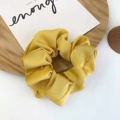 Ikat Rambut Srunchie Satin Polos Gaya Korea Untuk Wanita / Ikat Rambut Hijab Satin-FS-13 #4 Kuning