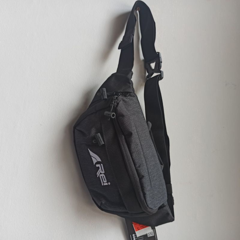 Tas Waist Bag Rei Matterhorn 01 Original