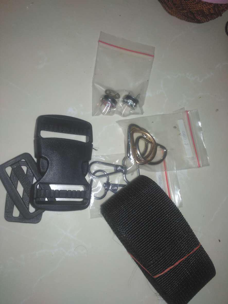 Ring D 25 Mm Tebal 3 Mm Warna Emas Muda