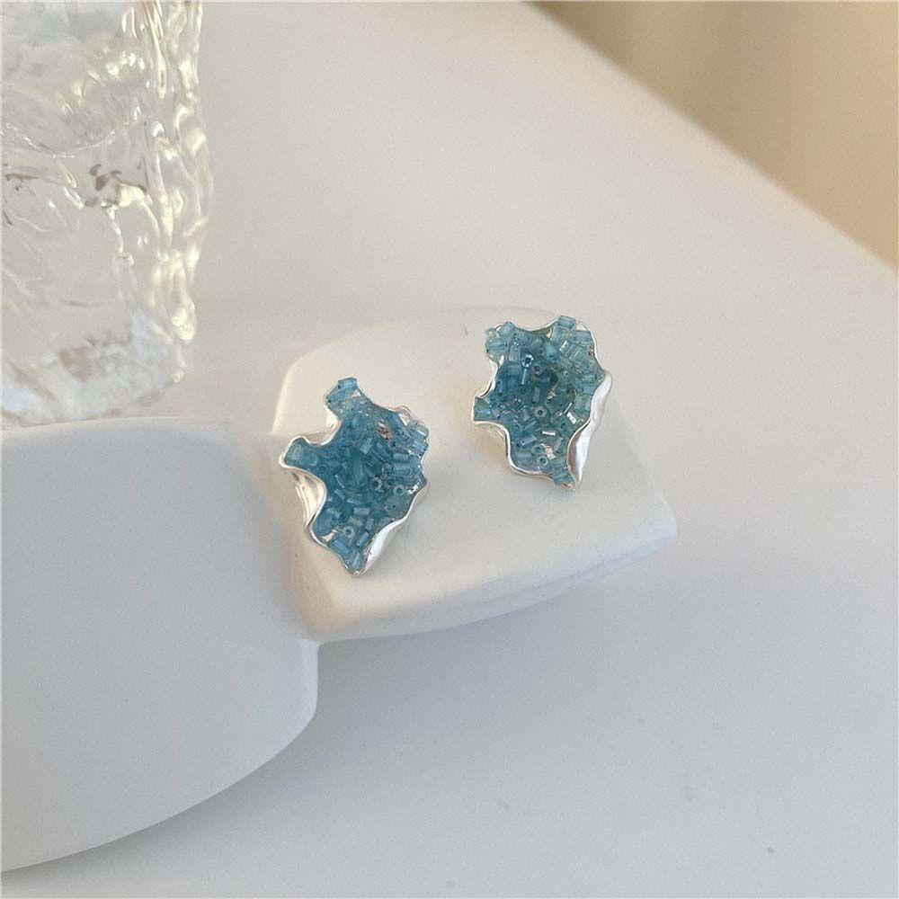 Mxbeauty Wanita Anting Indah Temperamen Lipatan Daun Gadis Tidak Teratur Vintage Stud Earrings