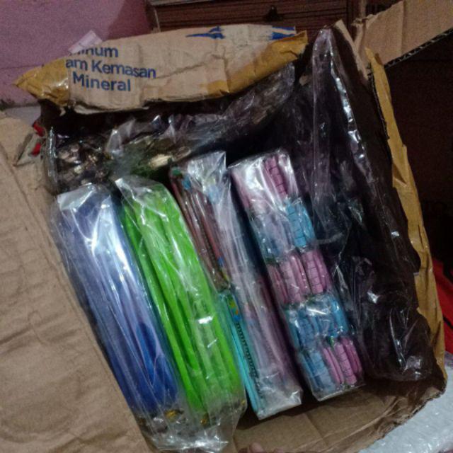 (isi 100pc) Souvenir Pernikahan Pengupas Buah Dan Sayur Pelangi Kemasan Platik (isi 100pc)
