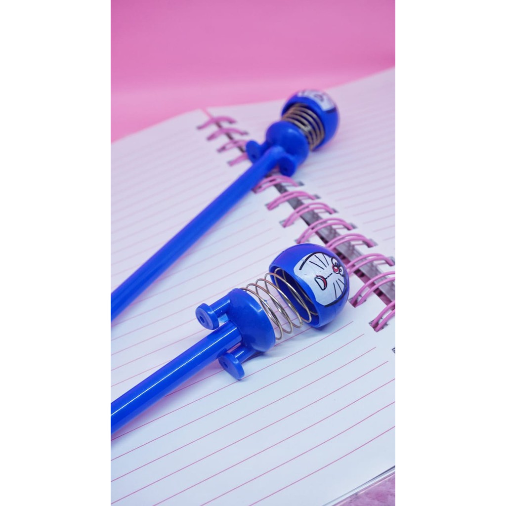 PULPEN DORAEMON GOYANG PEN MENTUL DORAEMON SPRING DOLL KEPALA GOYANG PULPEN PER