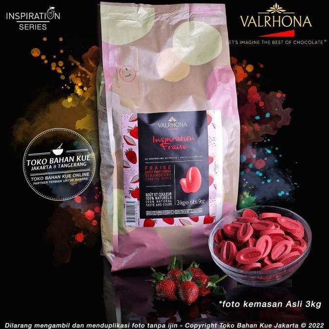 

Valrhona Couverture Chocolate Inspiration STRAWBERRY 100gr FRAISE Feve TERLARIS TERPERCAYA ORIGINAL