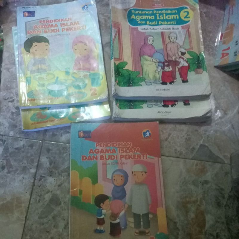 Buku Agama Islam SD