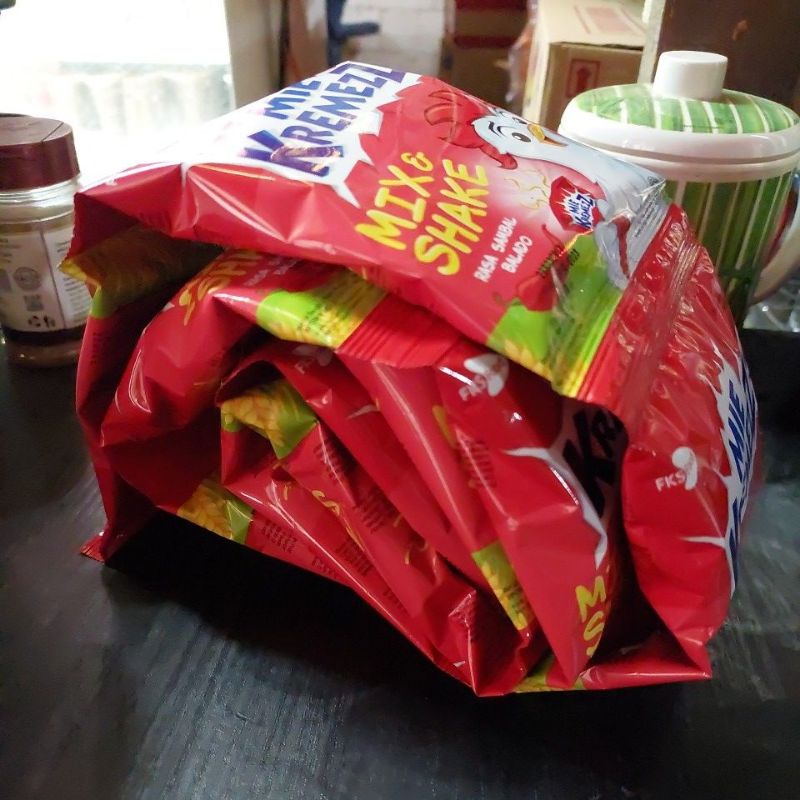 Mie Kremezz 10 bks@ 16gram