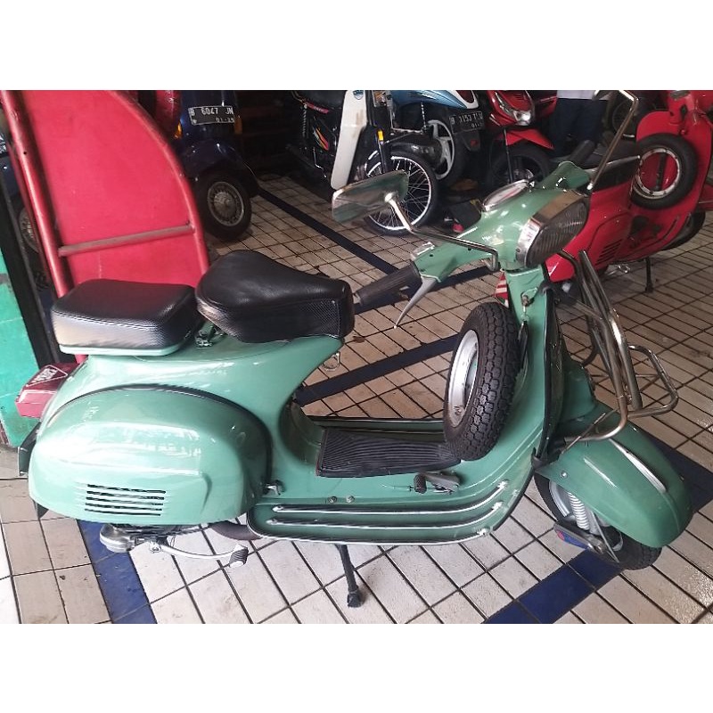 Vespa Super th 1976 mesin body ok gresd