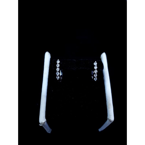 anting jepit simple emas putih berlian