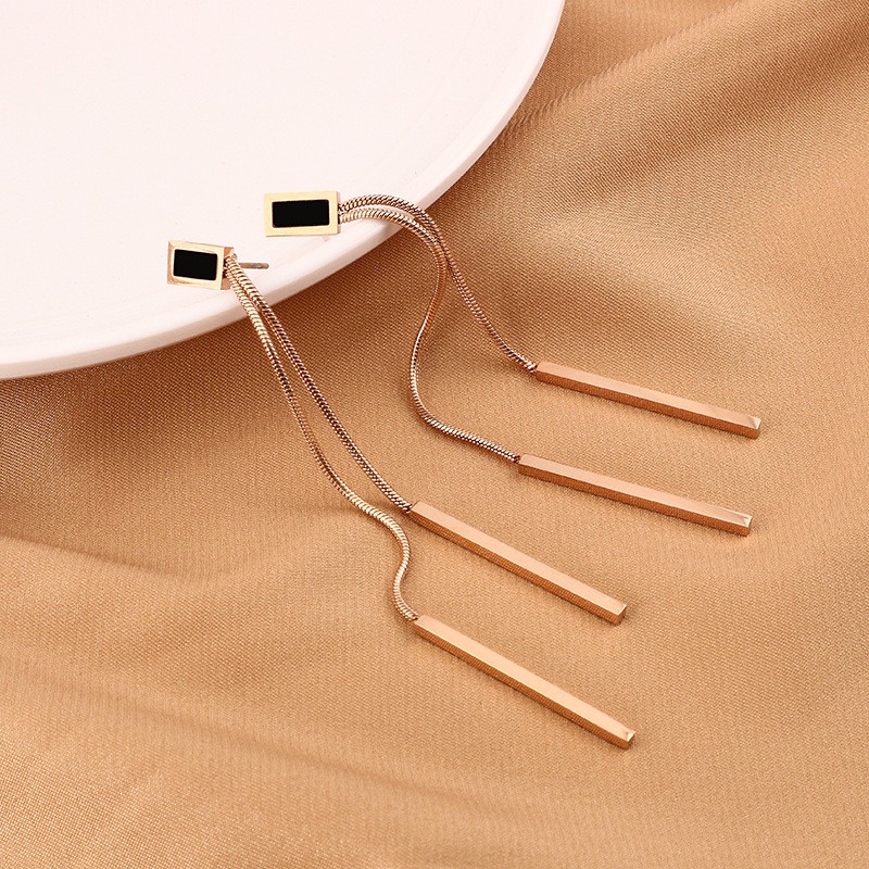 Anting Stud Juntai Wanita Titanium Korea Anti Pudar - ercassia