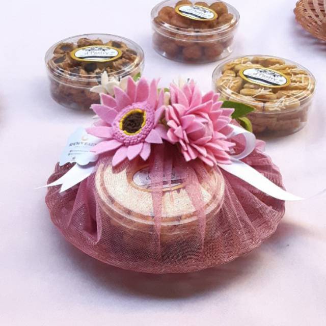 

Parcel Kue Kering / Parcel Cookies PAKET A