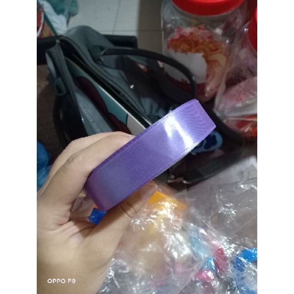 

pita gulung untuk hampers pita gulung polos merah satin parsel parcel bingkisan hantaran kado lebaran idul fitri