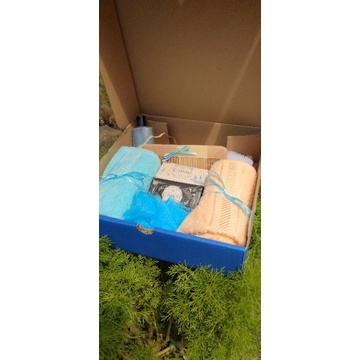 

Hampers Wedding / Gift Wedding / Giftbox wedding / Kado Nikah / Estetik gift/ Bath Set for couple