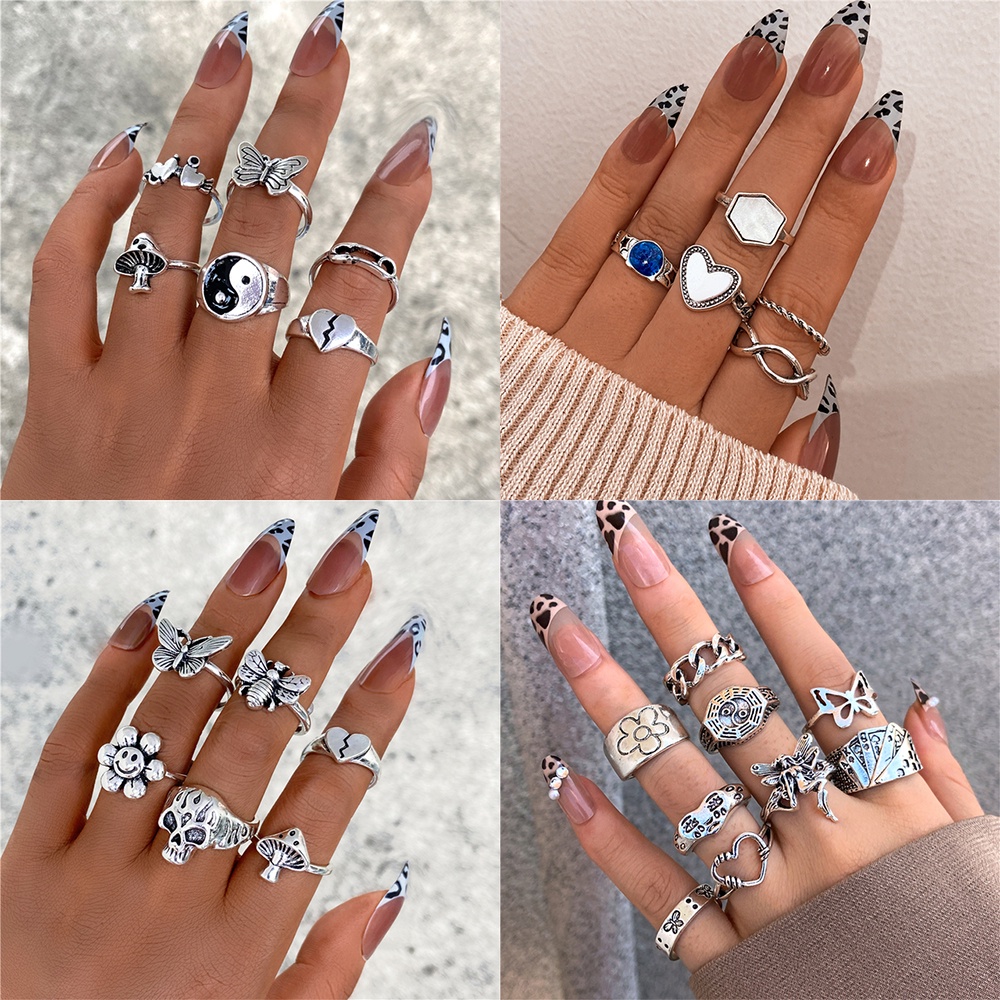 YEEZII Set Cincin Desain Kupu-Kupu Hati Warna-Warni Bahan Resin Untuk Wanita