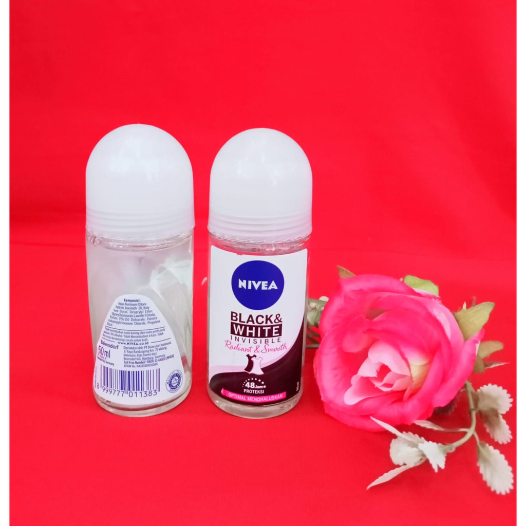 NIVEA Deodorant Invisible Black &amp; White radian &amp; smooth Roll On - 50 ml