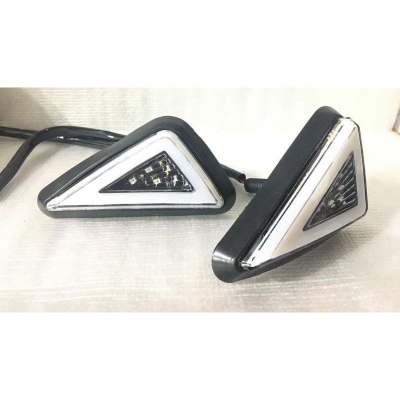 Lampu sen sein tempel led segitiga ninja Vixion CB dll