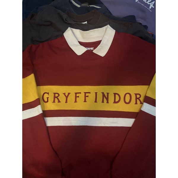 GRYFFINDOR HARRY POTTER X GRAPHIC TEE SWEATER CREWNECK