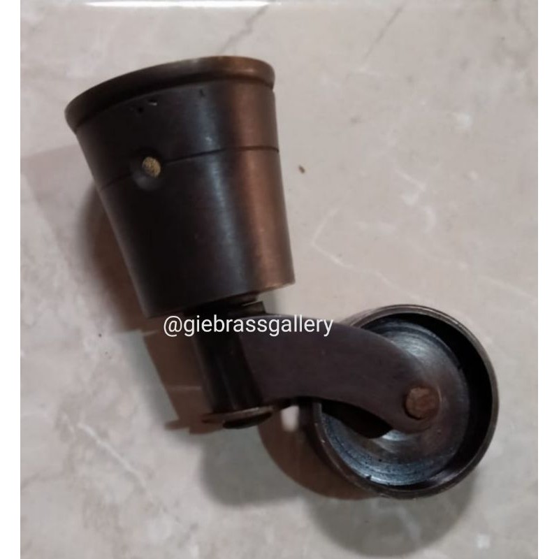 Roda Penutup Kaki Kursi - Lemari Es - Kuningan