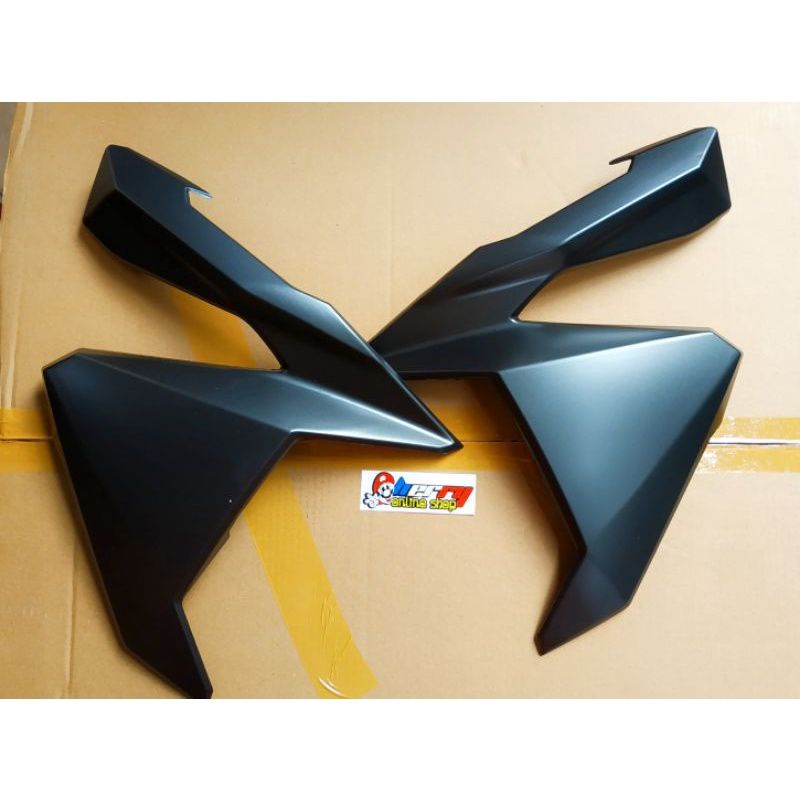 merek WIN/VR cover sayap depan sirip depan Vario 125/150 LED 2015-2017 HITAM DOFF