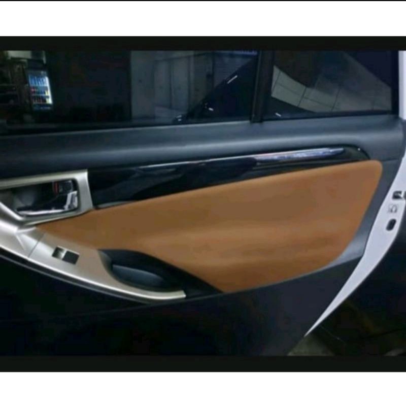 panel doortrim innova reborn venturer black piano original set