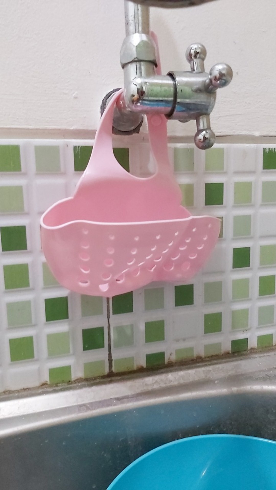 Gantungan Kran Wastafel Cuci Piring Keranjang Pengering Spons Cuci Sabun Dapur Sikat Perabotan Rumah