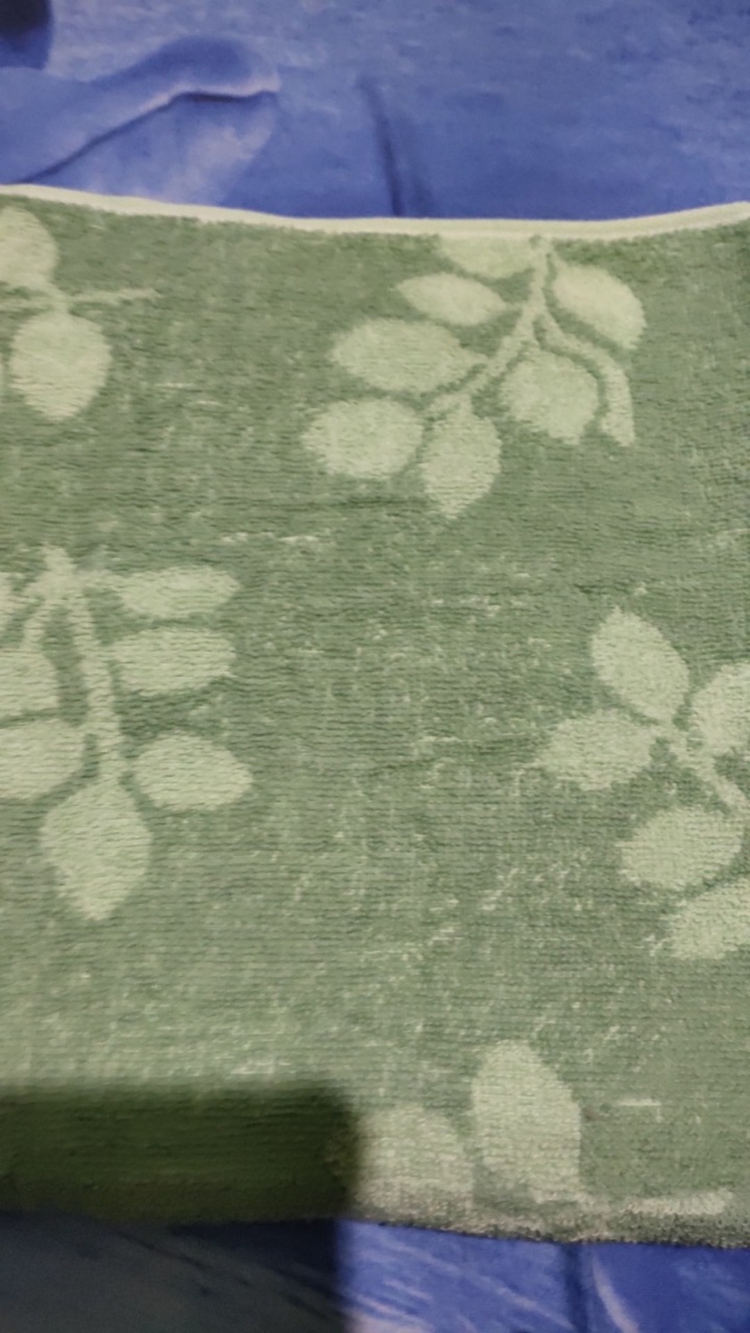 Handuk Mandi Tanggung (merk Luppen) Ukuran 60x120cm Motif Bear