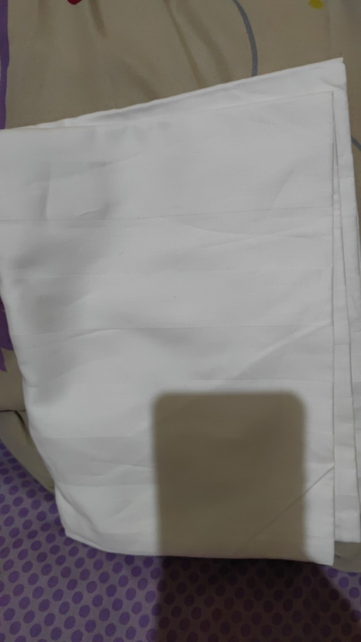 Sarung Bantal Katun - Dobby Salur - Clarissa