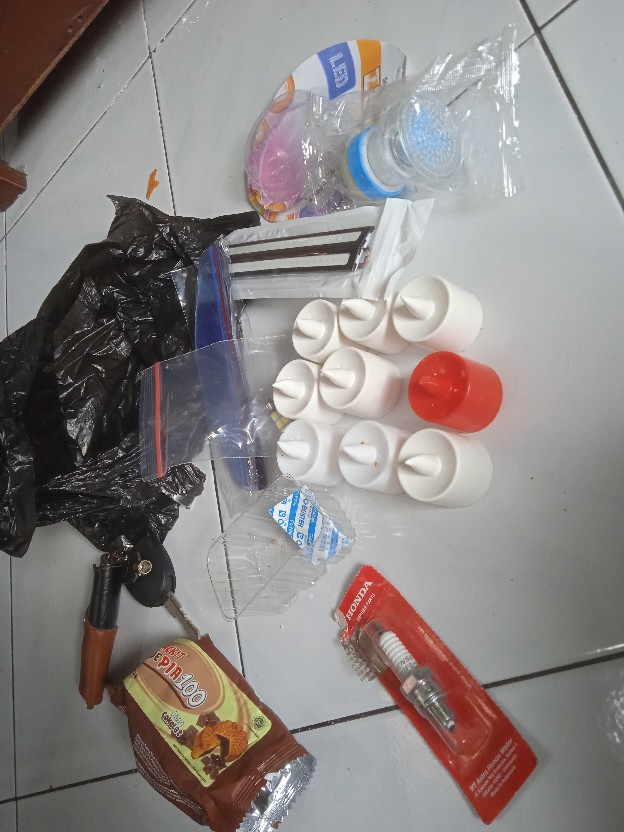 Sambungan Air Kran Flexible Faucet Plastik Shower Faucet Kran Dapur