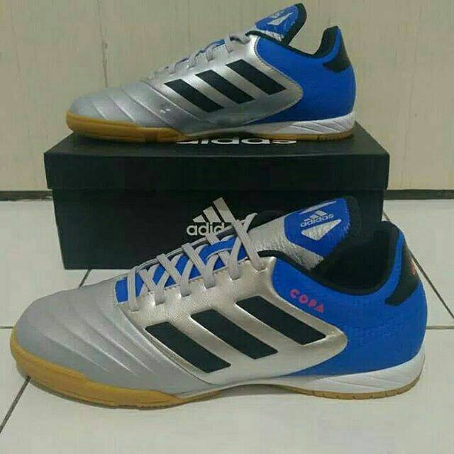 Sepatu futsal adidas copa tango 18.3 in