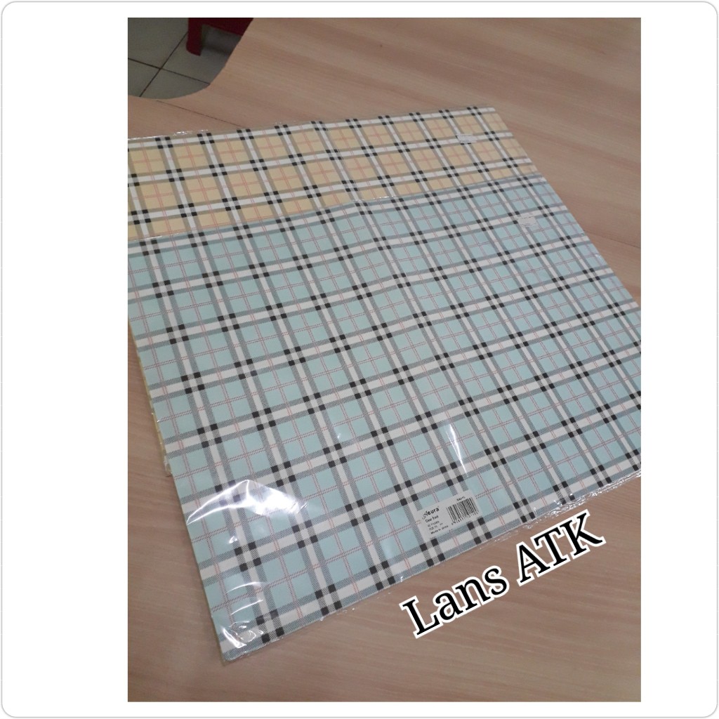 

Display Book AURA BURBERRY isi 40 Lembar / Map Clear Holder Folio 40 pocket S40FC