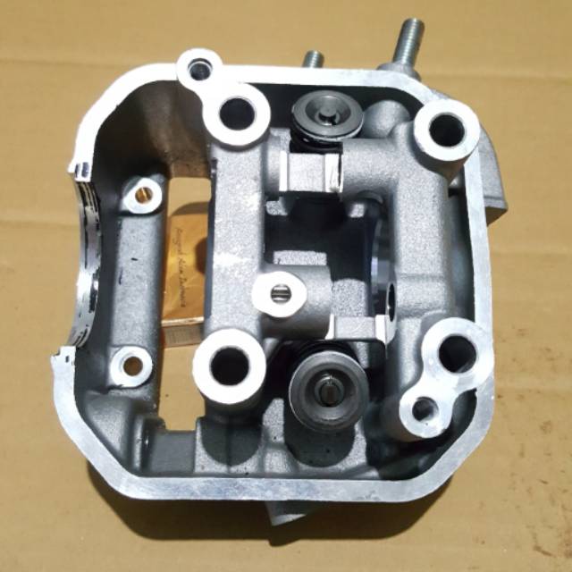 Block cylinder head kop Satria F 115 Young Star / Shooter FI 115 blok silinder