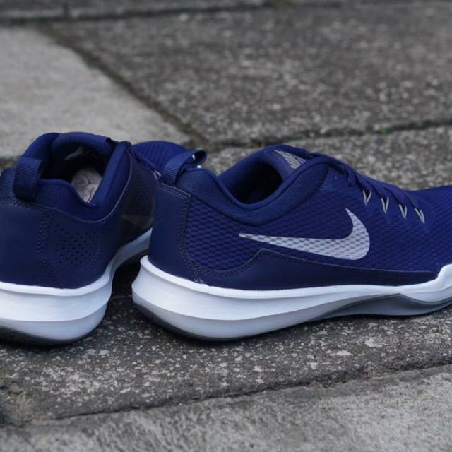 NIKE LEGEND TRAINER ORI