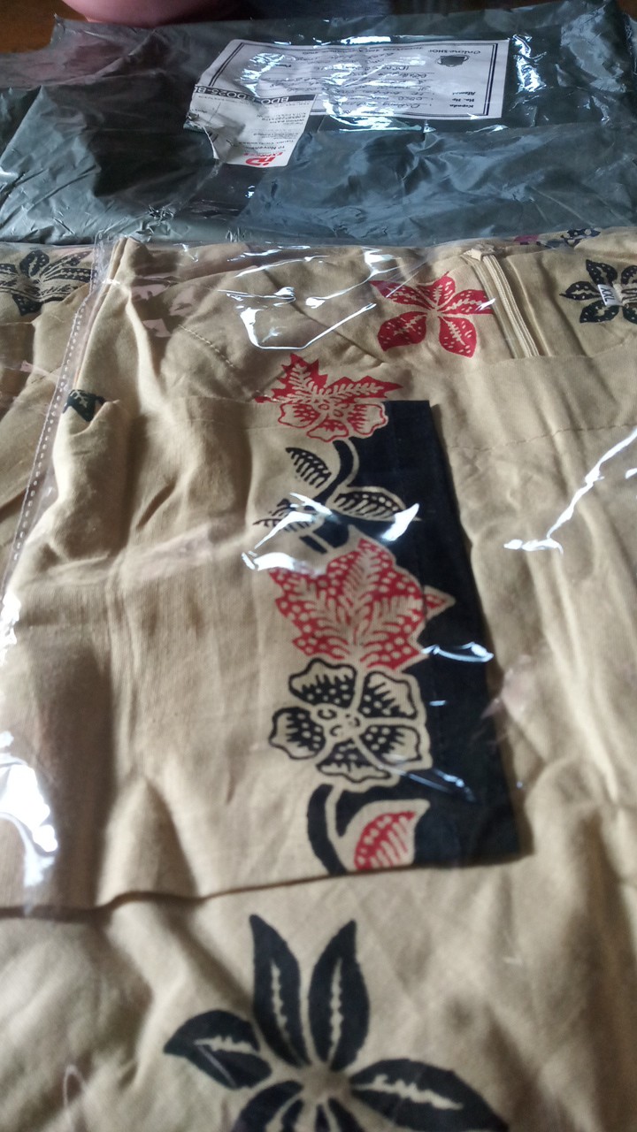 Atasan Batik Dolby Dolbi Dobby Doby Tenun Sutra Tulis Halus Katun Atbm Baron ,sarombit Atasan Dengan