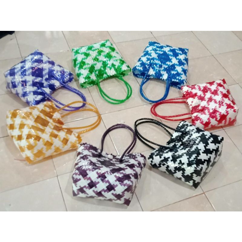 tas anyaman glosy tanggung