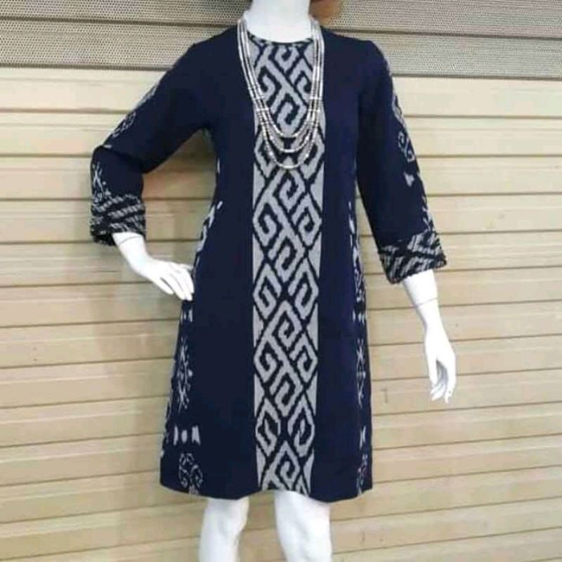BLOUSE TENUN MOTIF TORAJA BIRU DONGKER
