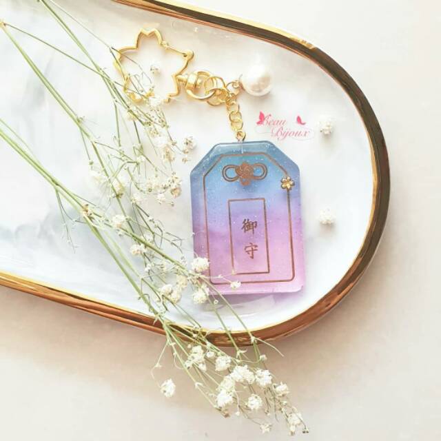 Omamori guardian resin charms