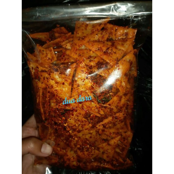 

seblak pangsit segitiga pedas daun jeruk isi 500gr