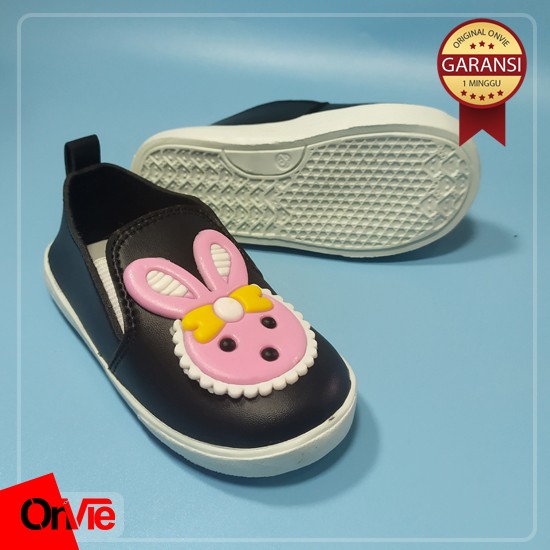 Sepatu Slip On Anak Perempuan Motif Kelinci Lucu Karet 3D | Sepatu Kids Onvie