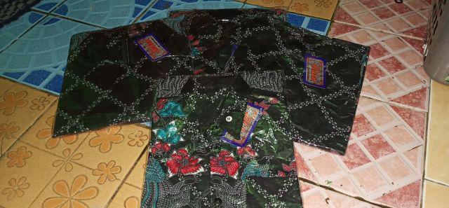 Batik Keluarga Sarimbit - Couple Keluarga - Batik Couple Keluarga