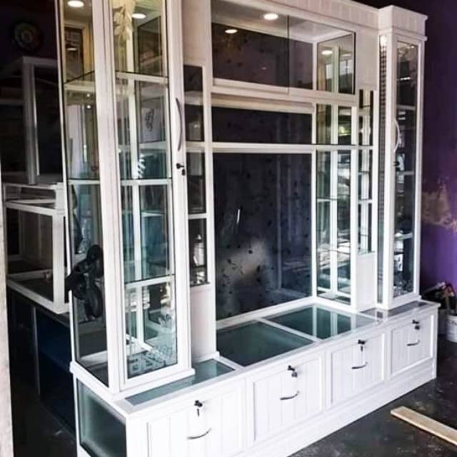 Meja Tv dan partisi almunium kekinian