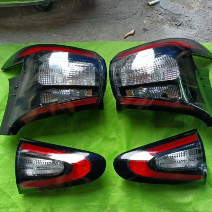 Bekas} lampu stop sienta type Q Berkualitas