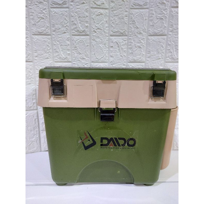 TACKLE BOX + SIT BOX DAIDO ZY-001