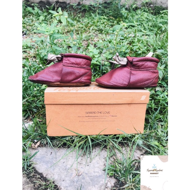 Pyopp Chukka boots maroon size 3
