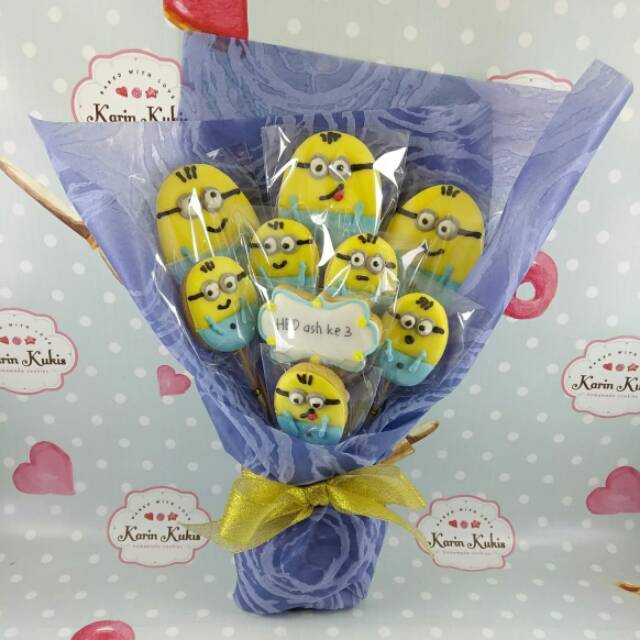 

HAND BUKET ULTAH TEMA MINION 9 KUKIS