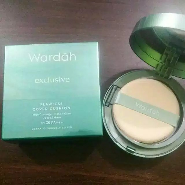 ❣️Rakkistore99❣️Wardah Exclusive Flawless Cover Cushion 15g (100% Original)