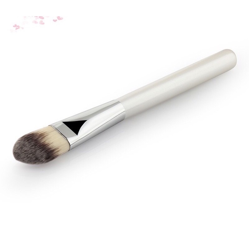 Foundation brush untuk detail/kuas foundation/kuas makeup