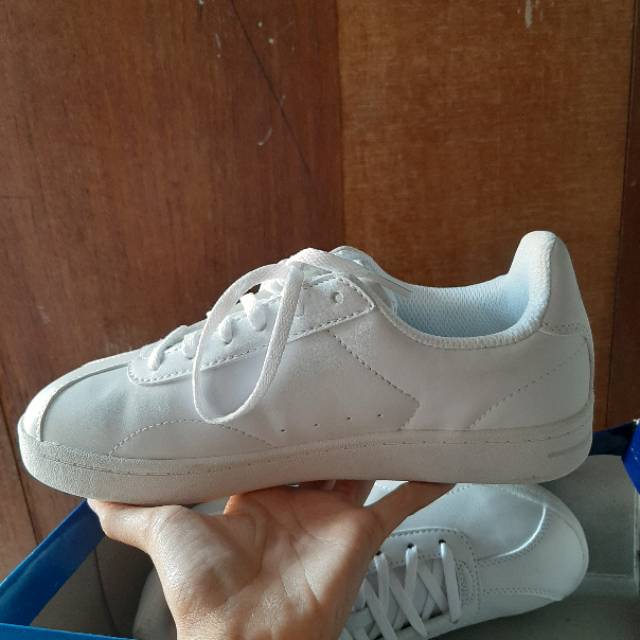 rally rainure champion shoes