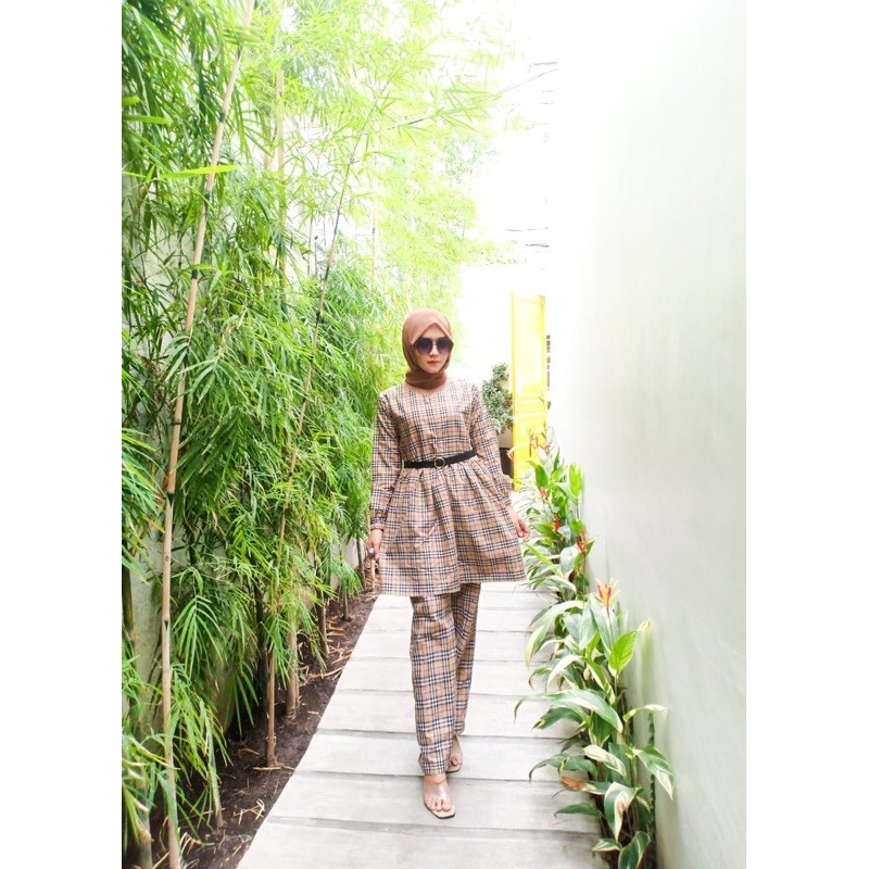 Set Tuniq ▪️Setelan Burberry Tuniq ▪️Setelan Daily ▪️ Setelan Hangout ▪️ Set Hijabers