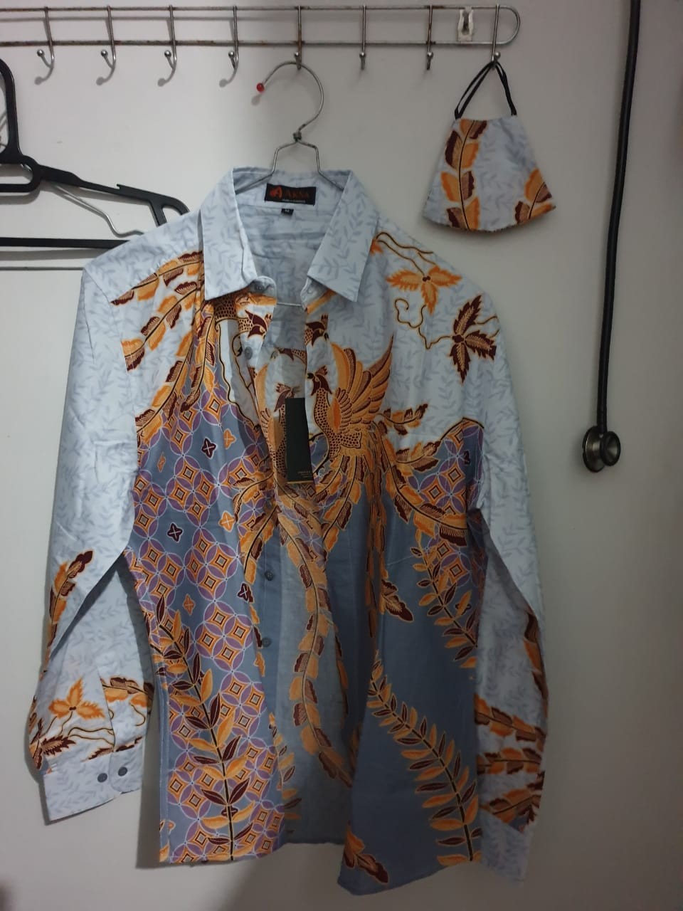 Kemeja Panjang Aksa Batik Henry Honey