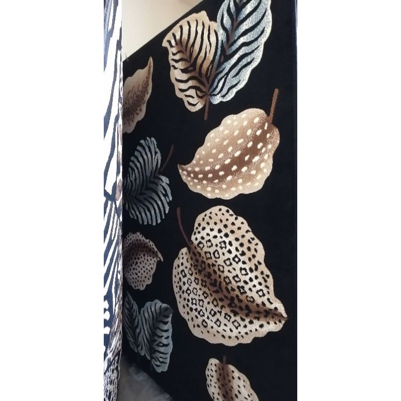 Karpet bulu karpet, Karpet 3D, Karpet hitam, Karpet motif daun, Karpet minimalis, Karpet Import